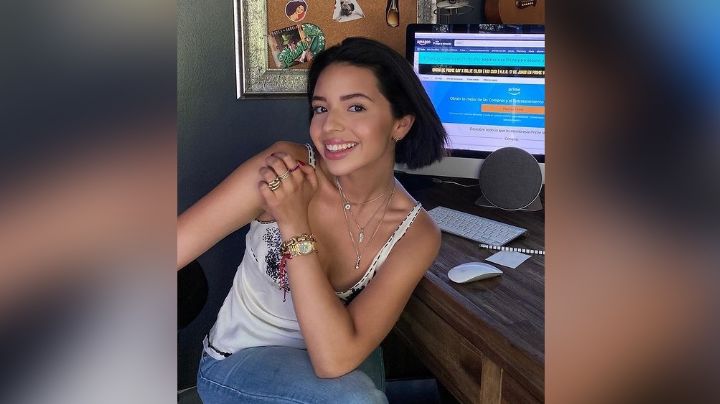 Ángela Aguilar se roba las miradas en Instagram con vestido amarillo