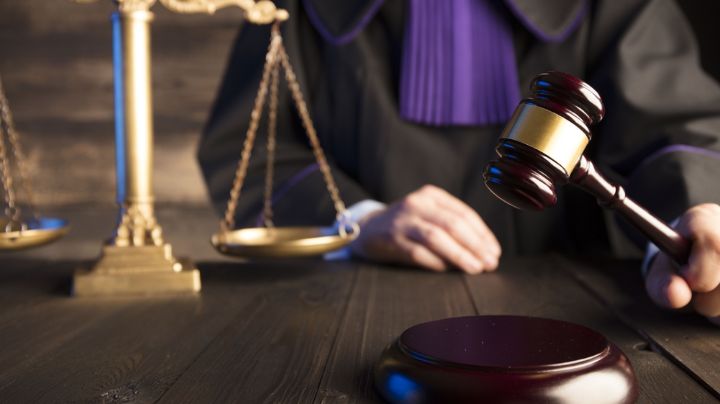 Sentencian a policía de una correccional por abuso sexual contra una menor en Inglaterra