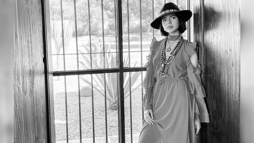 ¡Increíble! Ángela Aguilar deja en shock al posar en bata de seda para FOTO de Instagram