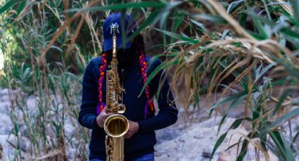 Giran orden de aprehensión contra hijo de exdiputado que roció con ácido a saxofonista en Oaxaca