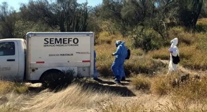 Hallan a hombre muerto a un costado de carretera de Sonora; buscan a sus familiares