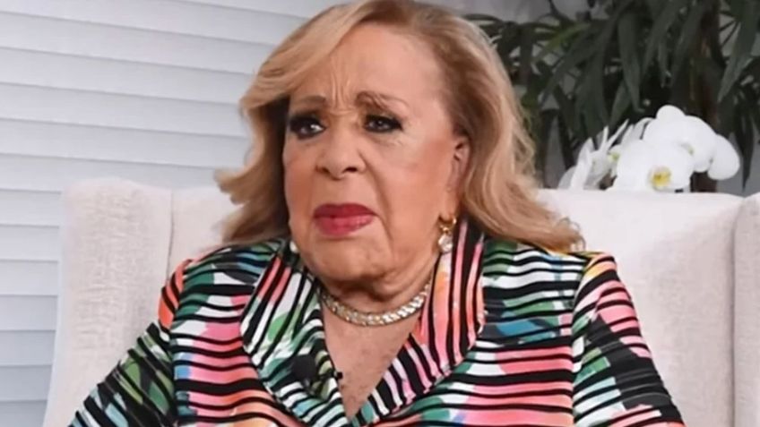 TV Azteca reporta que Silvia Pinal, primera actriz de Televisa, está hospitalizada; esto se sabe