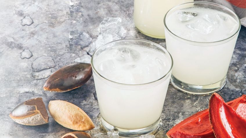 ¡No es basura! Sorpréndete con esa deliciosa agua de hueso de mamey