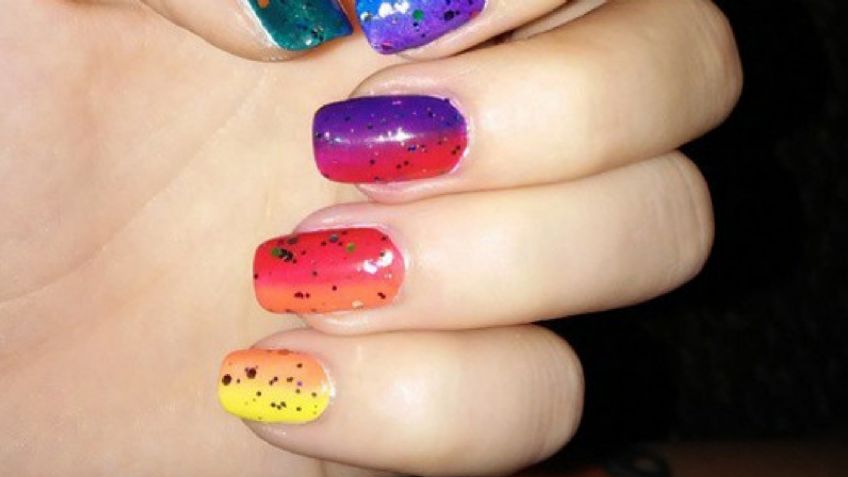 Luce fenomenal con estos diseños de uñas; son ideales para celebrar el Mes del Orgullo LGBT