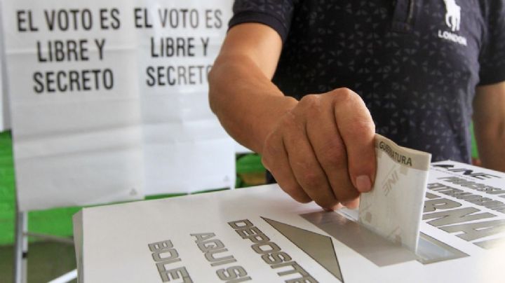 ¡Increíble! Profesor ofrece 'un 10' a sus alumnos para evitar que voten por Morena
