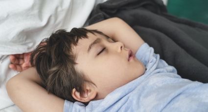 Atención mamás: Estos los beneficios que tu hijo tendrá al dormir temprano
