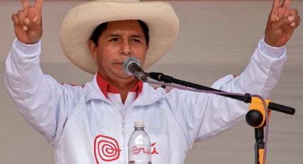 Pedro Castillo adelanta por primera vez a Keiko Fujimori en las elecciones de Perú