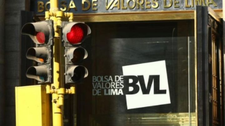 Perú en números rojos: Tras elecciones presidenciales, caen la Bolsa de Valores y su moneda