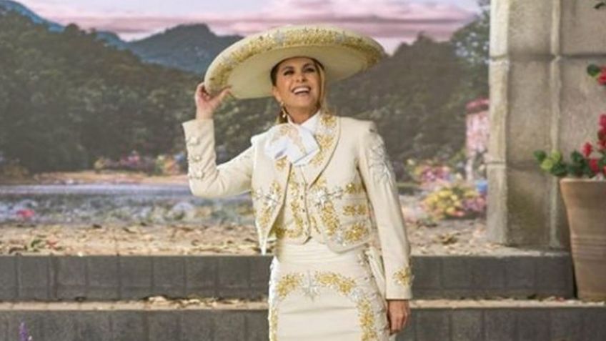 Tras posible regreso a Televisa, Lucero posa así de espectacular y enloquece a Instagram