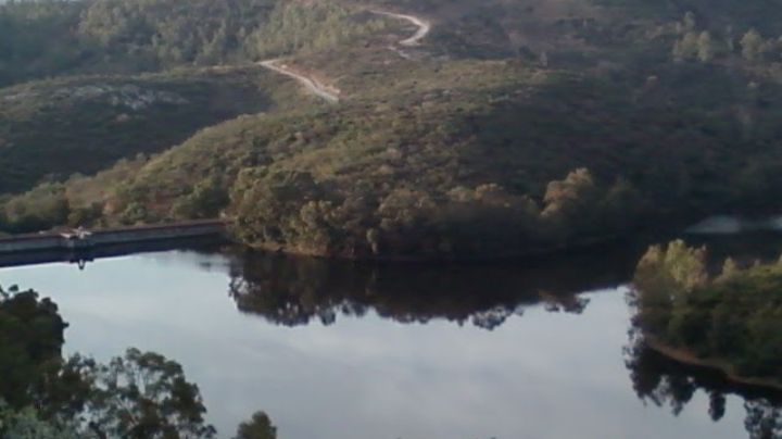 Recuperan de la presa la Esperanza, el cuerpo de una mujer en estado de descomposición