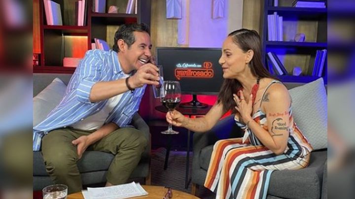Lola Cortés llega a 'La Entrevista con Yordi Rosado' y la destrozan ¿por pasarse de copas?