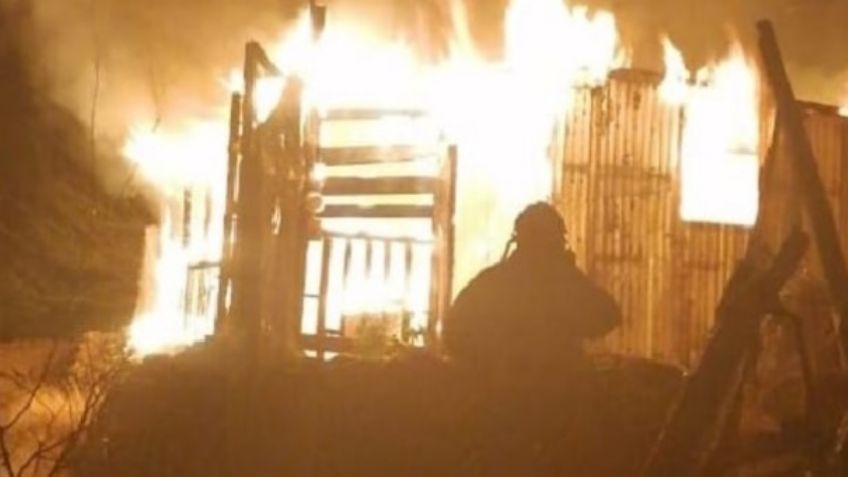 Caborca: Mujer se cansa del cochinero e incendia su casa con su esposo dentro