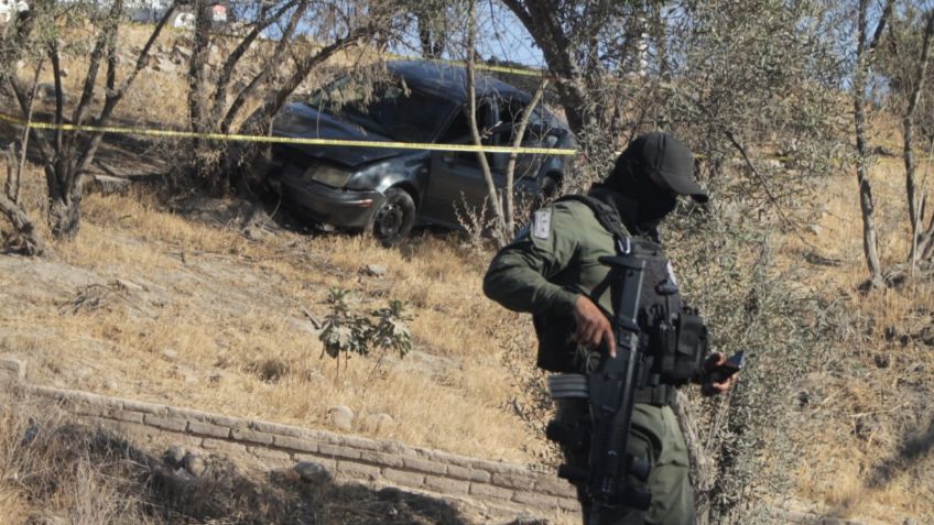 A sangre fría: Emboscan y acribillan a policías en Tijuana; sicarios caen a barranco al huir