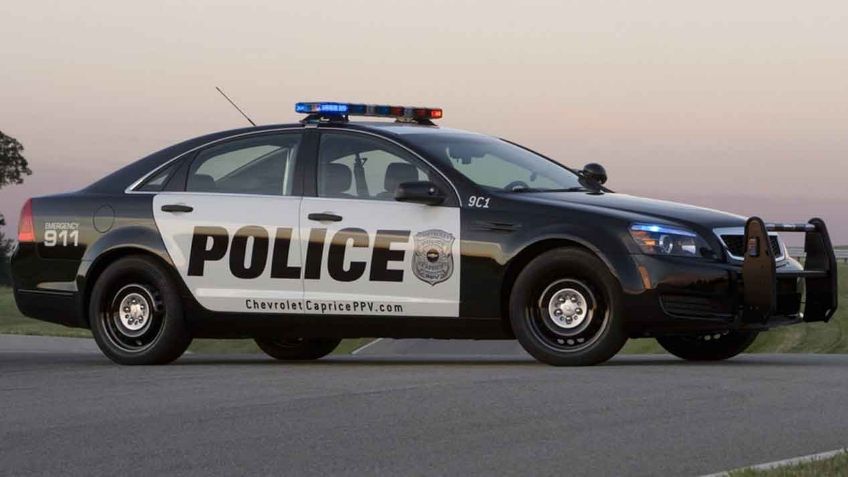 "Toco a niñas pequeñas": Hallan el cuerpo de un 'abuelito' con 2 mensajes en su pecho