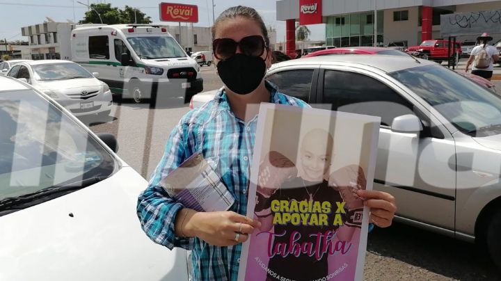 Familiares de Tabatha Mosalvo salen a las calles de Ciudad Obregón a botear para su cirugía