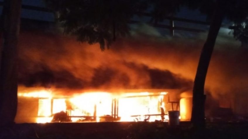 Iztapalapa: Fuerte incendio deja saldo de 7 niños intoxicados; no hay muertos