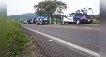 Con signos de tortura e impactos de bala, tres jóvenes son abandonados en carretera de Guanajuato