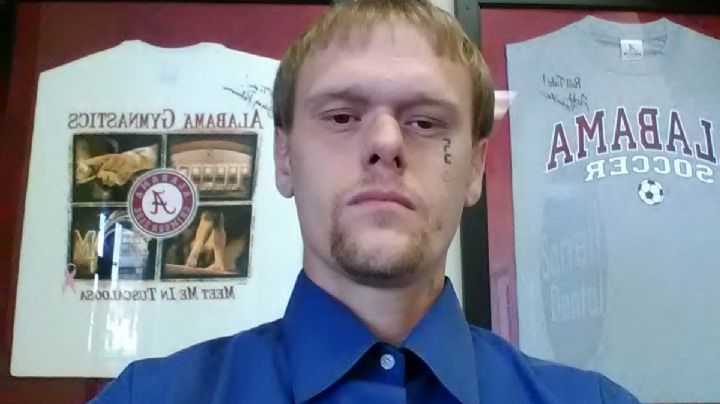 Exconvicto secuestra y abusa de una mujer por 24 horas; le fracturó las piernas, brazos y costillas