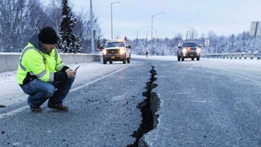 VIDEOS: Así fue el brutal terremoto de 8.2 grados en Alaska; ¿hay alerta de tsunami en EU?