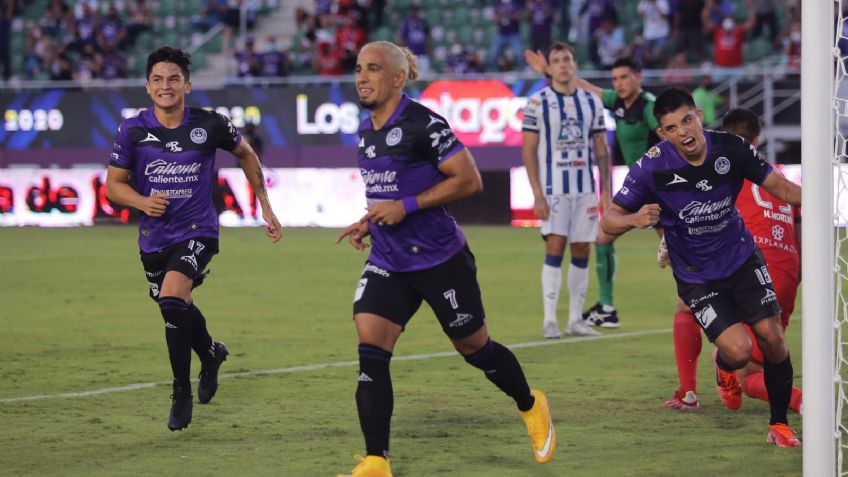 Tuzos hacen agua en el puerto; Camilo Sanvezzo y Mazatlán hunden al Pachuca