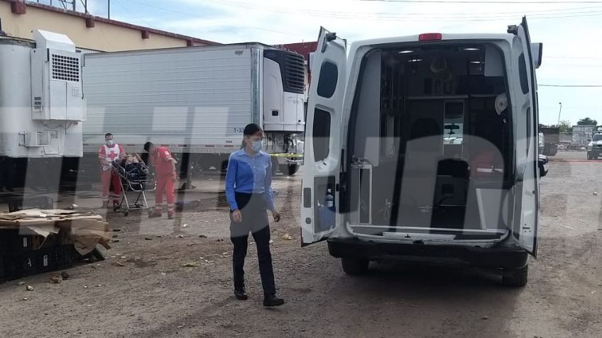 Gatilleros ingresan a Central de Abastos y acribillan a un hombre en Ciudad Obregón