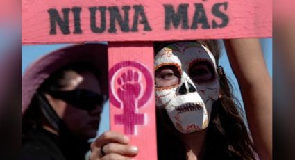 Feministas reclaman indiferencia de AMLO durante su visita a Sonora sobre el tema de violencia de género