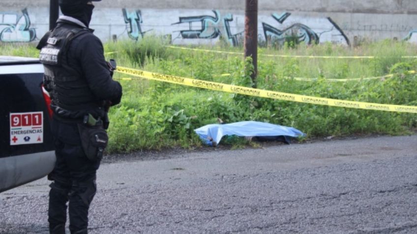 Automovilistas reportan un cadáver golpeado en la autopista México-Puebla