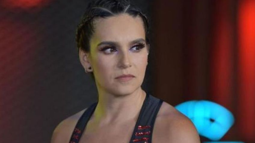 Hombre con el rostro cubierto irrumpe en foro de Televisa y sorprende a Tania Rincón: FOTO