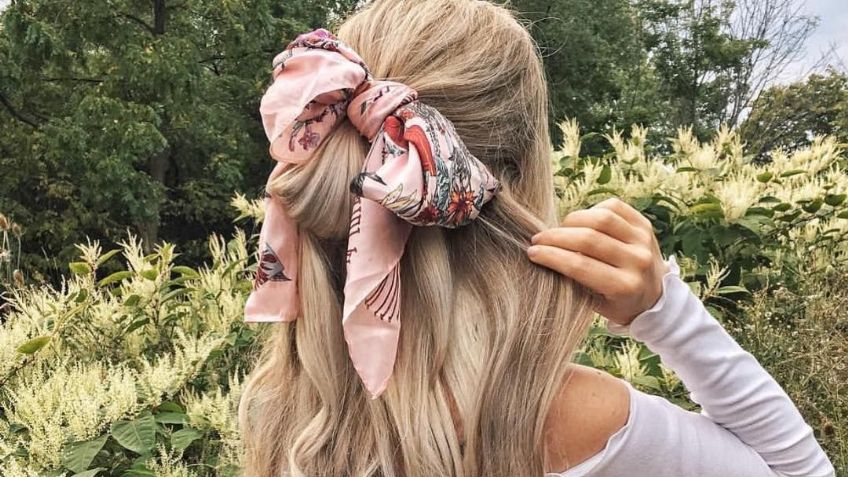 ¡Igual que en 'Vaselina'! Los peinados con moños están de vuelta; descubre cómo se llevarán