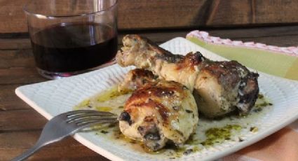 Viaja por el mundo sin salir de casa: Descubre cómo preparar este delicioso pollo en ensalada griega