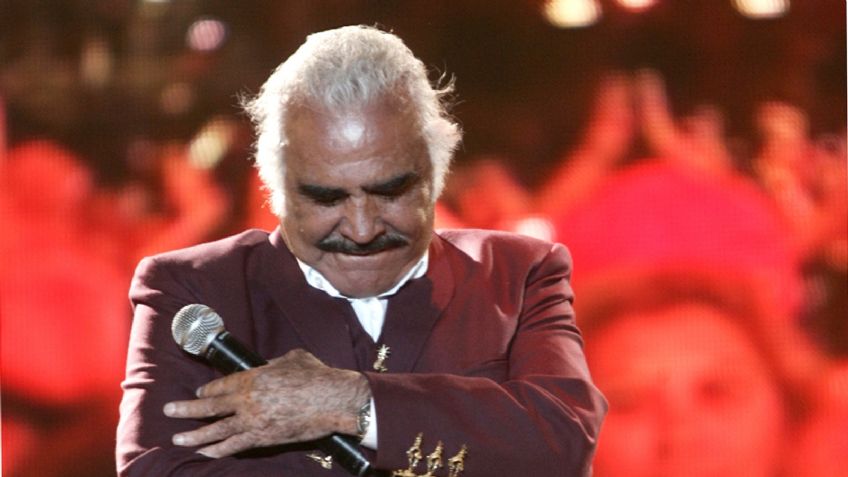 ¿Murió Vicente Fernández? Devastado, hijo de 'Don Chente' da fuerte noticia sobre su salud
