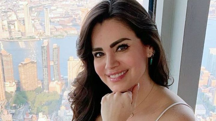 Desde la Riviera Maya, Luz Elena González presume despampanante silueta en bañador rosa