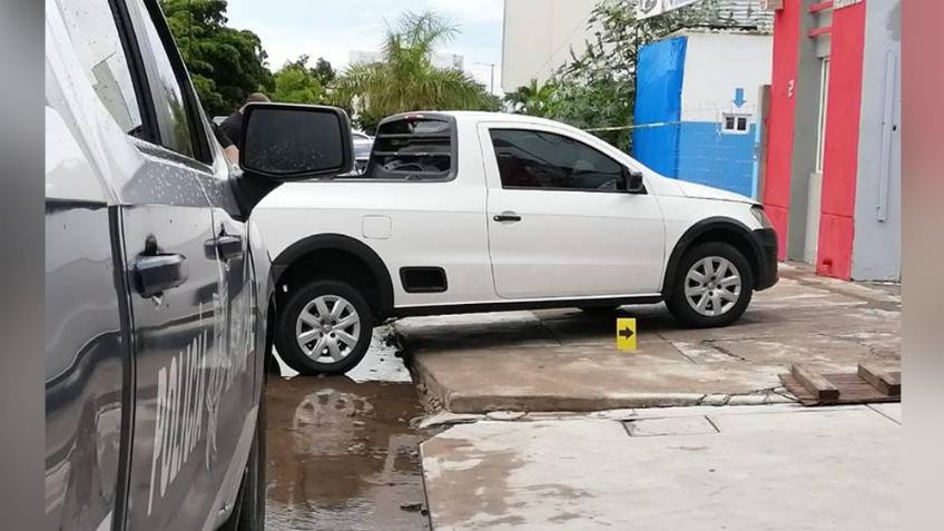 Mientras caía la lluvia en Culiacán, empleado de taller mecánico es asesinado a sangre fría