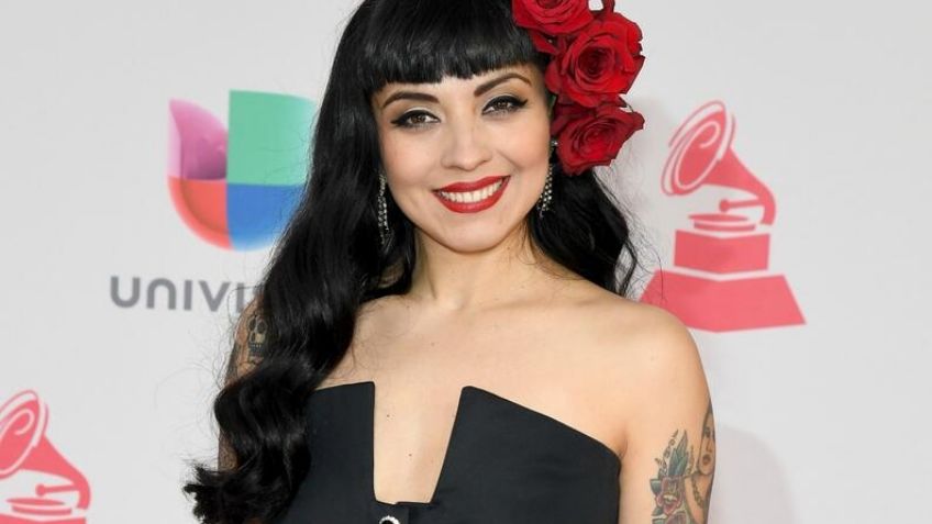 "Ya no puedo ocultarlo más": Mon Laferte confiesa a sus seguidores que está embarazada