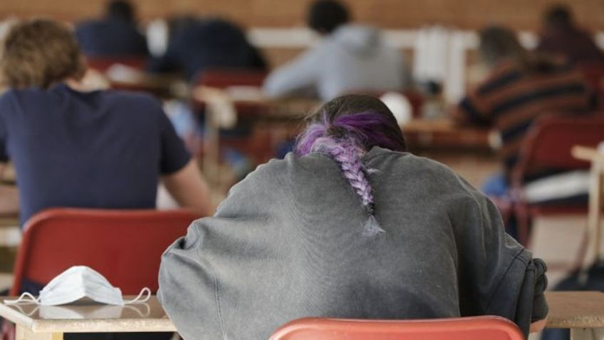 Ante una tercera ola de Covid-19, regreso a clases presenciales preocupa a maestros en Sonora