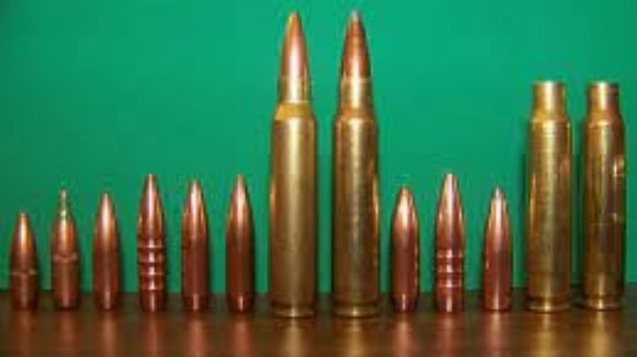 FUERTE VIDEO: A balazos, ultiman a 3 jóvenes; dejan los cuerpos tirados en plena avenida