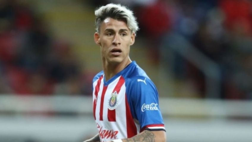 ¿Lo castigaron? Tras altercado con afición, 'Chicote' Calderón no viaja con Chivas a Monterrey