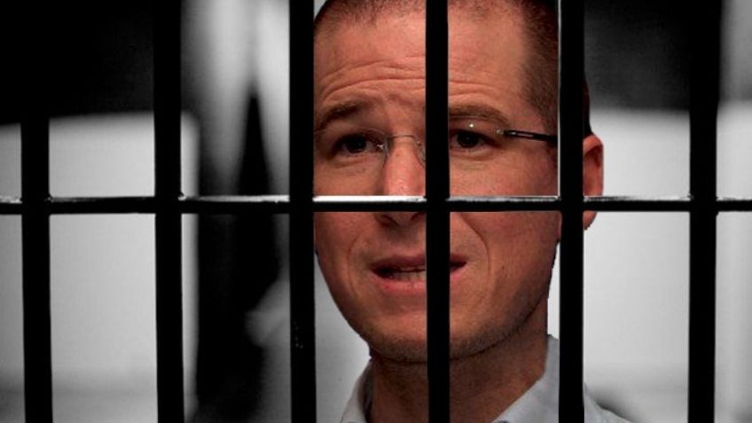 Ricardo Anaya asegura que AMLO lo quiere meter a la cárcel y lo tunden: #RickyRiquinProfuguin