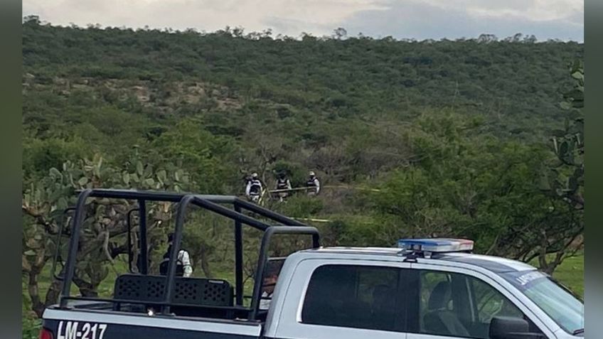 Violencia en Jalisco: A un costado de la carretera, hallan dos cuerpos; fueron baleados y torturados