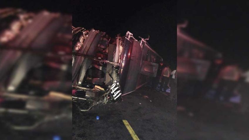 Brutal accidente en carretera de San Luis Río Colorado deja 4 muertos y 10 heridos