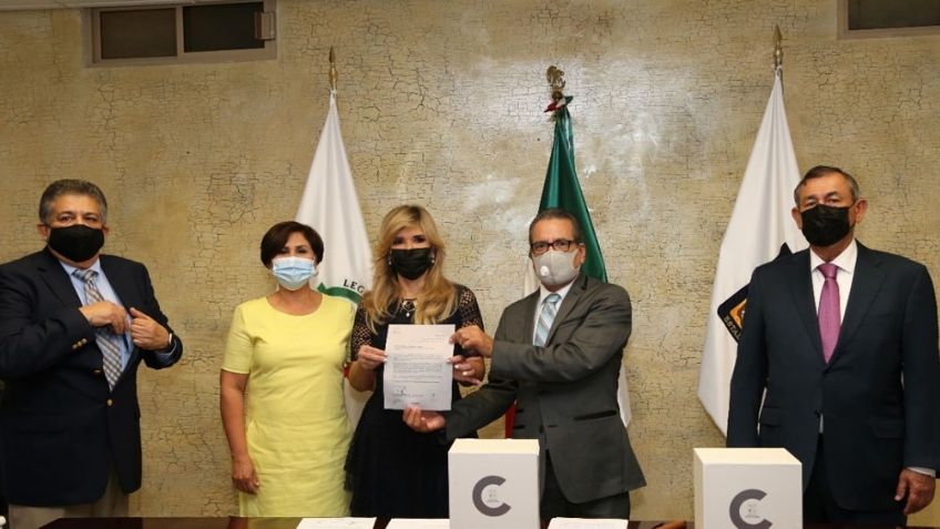 Claudia Pavlovich entrega su Sexto Informe de Trabajo ante el Congreso del Estado de Sonora