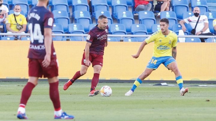 Nacho Ambriz y Huesca naufragan en su visita a Las Palmas; sufren su primera derrota