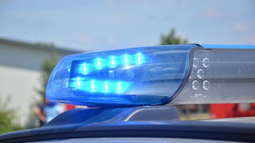 Joven es privado de su libertad, golpeado y abandonado a la orilla de la carretera en Nogales