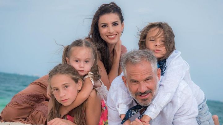 Arath de la Torre rompe el silencio; su familia habría sido amenazada tras polémico comercial