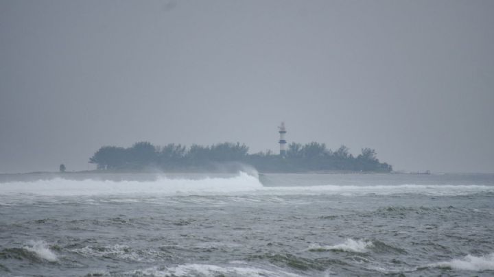 ¡Atención! Nace la tormenta tropical 'Nicholas' en el Golfo de México; esta es su trayectoria