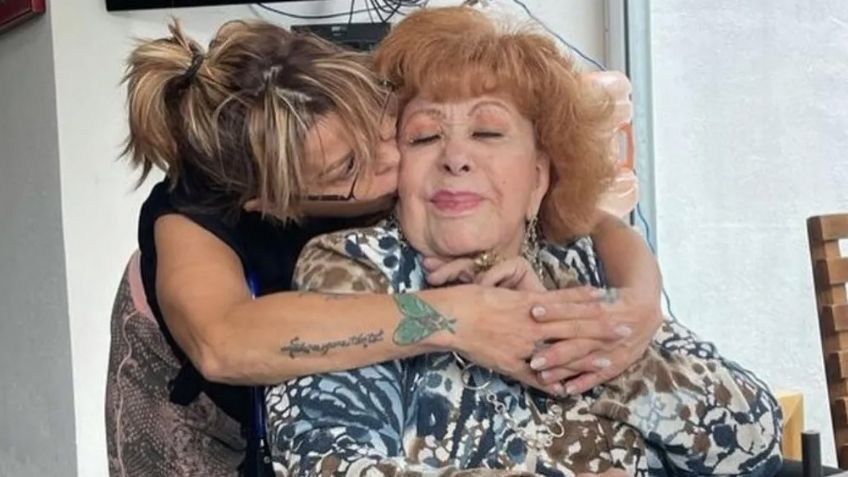 Alejandra Guzmán presume a Silvia Pinal en su cumpleaños 90 y causa furor en Instagram