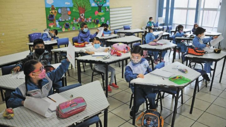 Especialistas de EU recomiendan el uso de cuarentenas para mantener seguros a los niños