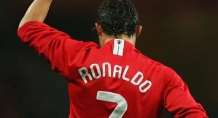 Edinson Cavani cede el número 7 a Cristiano Ronaldo: "Gracias por el increíble gesto"