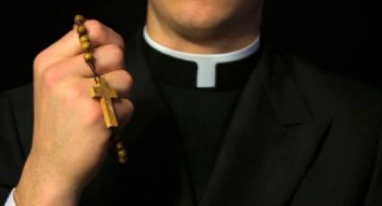 Arrestan a sacerdote  por organizar fiestas sexuales con el dinero de sus feligreses