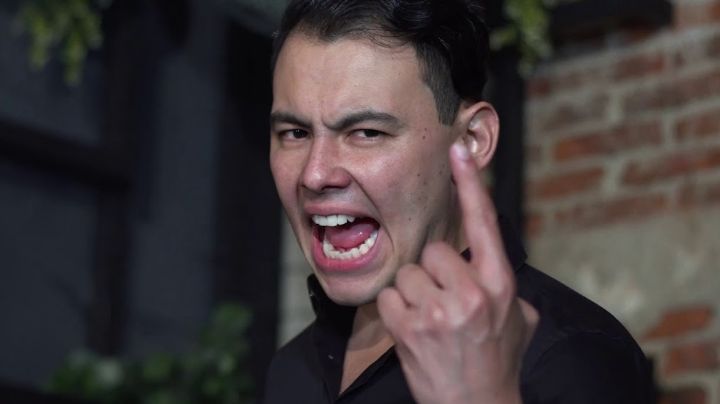 'El Yaki' causa revuelo en el regional mexicano: Con duro mensaje, arremete contra compositores
